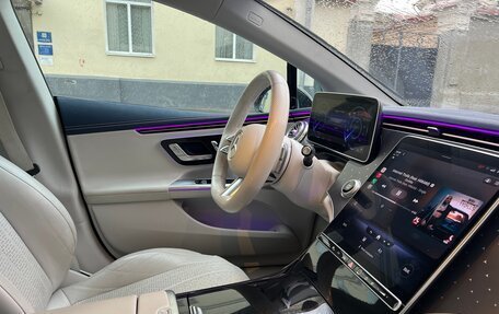 Mercedes-Benz EQE, 2022 год, 7 000 000 рублей, 12 фотография