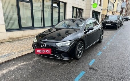 Mercedes-Benz EQE, 2022 год, 7 000 000 рублей, 8 фотография
