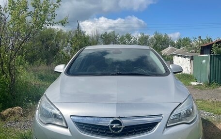 Opel Astra J, 2011 год, 430 000 рублей, 1 фотография