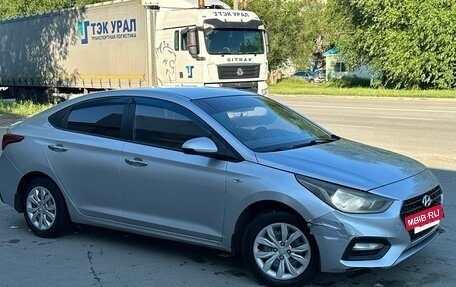 Hyundai Solaris II рестайлинг, 2017 год, 840 000 рублей, 3 фотография