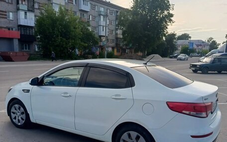 KIA Rio III рестайлинг, 2016 год, 830 000 рублей, 2 фотография