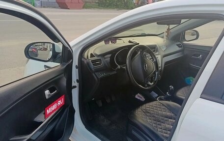 KIA Rio III рестайлинг, 2016 год, 830 000 рублей, 4 фотография