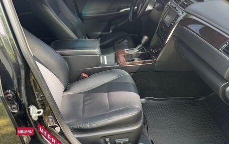 Toyota Camry, 2017 год, 2 200 000 рублей, 8 фотография