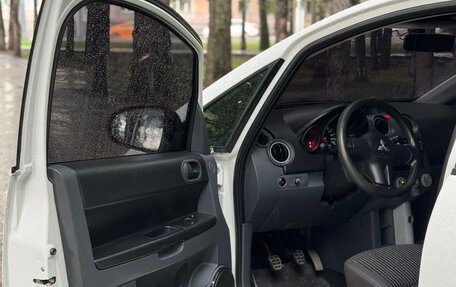 Mitsubishi Colt VI рестайлинг, 2008 год, 550 000 рублей, 10 фотография