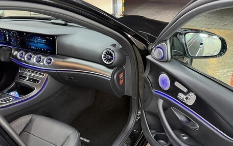 Mercedes-Benz E-Класс, 2020 год, 3 690 000 рублей, 2 фотография