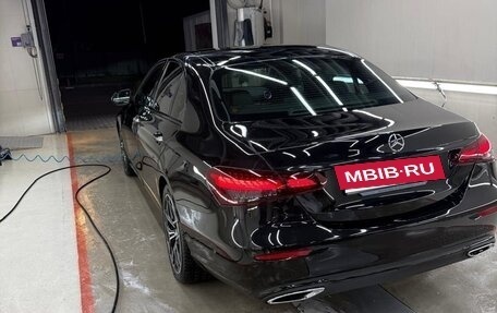 Mercedes-Benz E-Класс, 2020 год, 3 690 000 рублей, 10 фотография