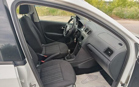 Volkswagen Polo VI (EU Market), 2015 год, 950 000 рублей, 3 фотография