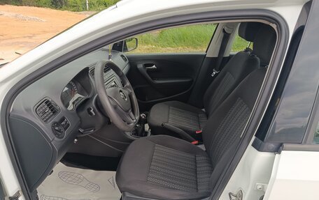 Volkswagen Polo VI (EU Market), 2015 год, 950 000 рублей, 11 фотография