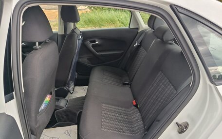 Volkswagen Polo VI (EU Market), 2015 год, 950 000 рублей, 9 фотография