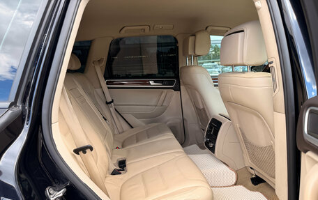 Volkswagen Touareg III, 2011 год, 1 850 000 рублей, 19 фотография