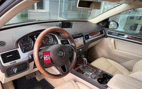 Volkswagen Touareg III, 2011 год, 1 850 000 рублей, 15 фотография