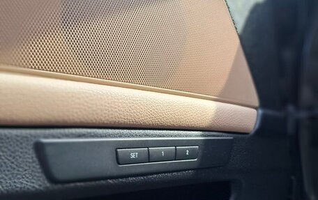 BMW 5 серия, 2016 год, 1 850 000 рублей, 13 фотография