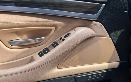 BMW 5 серия, 2016 год, 1 850 000 рублей, 15 фотография