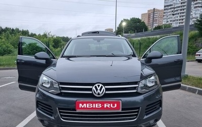 Volkswagen Touareg III, 2011 год, 1 990 000 рублей, 1 фотография