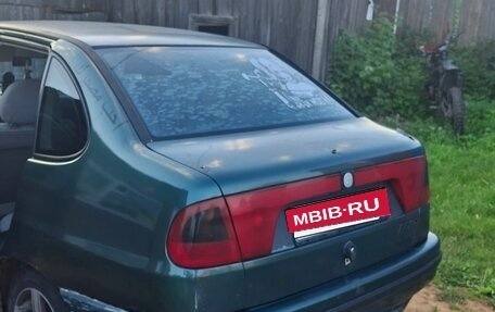 Volkswagen Polo III рестайлинг, 1996 год, 110 000 рублей, 3 фотография