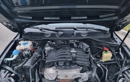 Volkswagen Touareg III, 2011 год, 1 990 000 рублей, 12 фотография