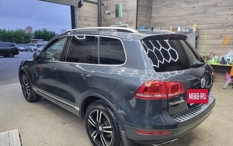 Volkswagen Touareg III, 2011 год, 1 990 000 рублей, 9 фотография