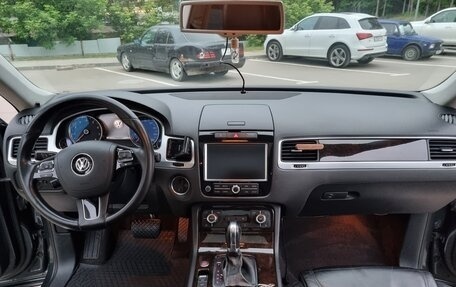 Volkswagen Touareg III, 2011 год, 1 990 000 рублей, 19 фотография