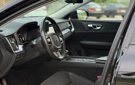 Volvo V60 Cross Country II, 2019 год, 3 399 000 рублей, 16 фотография