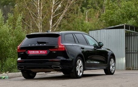 Volvo V60 Cross Country II, 2019 год, 3 399 000 рублей, 12 фотография