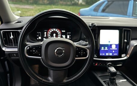 Volvo V60 Cross Country II, 2019 год, 3 399 000 рублей, 28 фотография