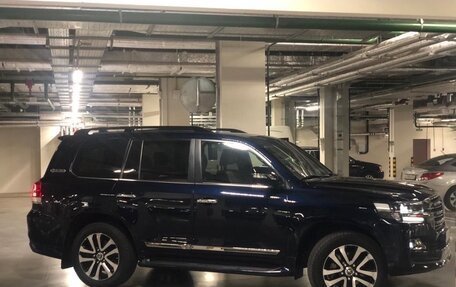 Toyota Land Cruiser 200, 2020 год, 29 000 000 рублей, 5 фотография