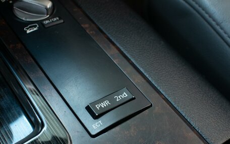 Toyota Land Cruiser 200, 2010 год, 2 999 000 рублей, 21 фотография