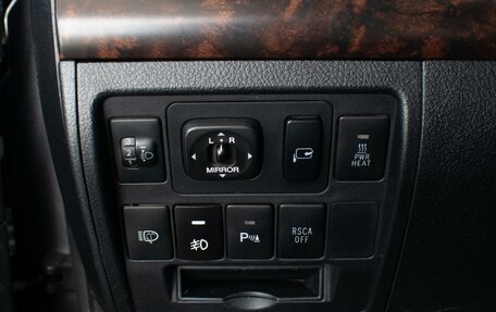 Toyota Land Cruiser 200, 2010 год, 2 999 000 рублей, 24 фотография