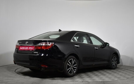 Toyota Camry, 2017 год, 1 839 000 рублей, 6 фотография