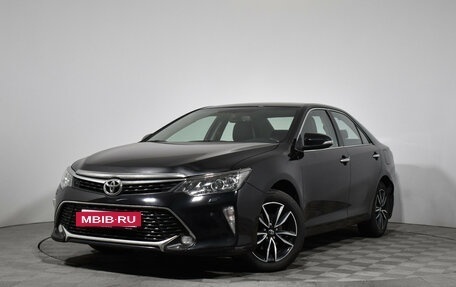 Toyota Camry, 2017 год, 1 839 000 рублей, 2 фотография