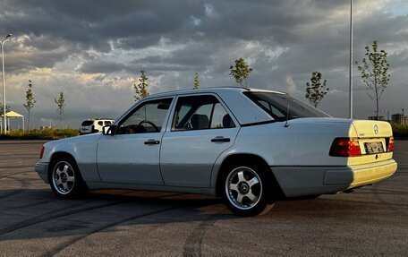 Mercedes-Benz W124, 1989 год, 300 000 рублей, 6 фотография