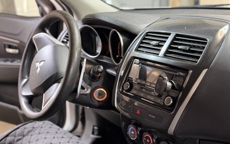 Mitsubishi ASX I рестайлинг, 2013 год, 950 000 рублей, 10 фотография