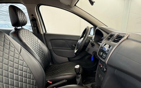 Renault Logan II, 2020 год, 955 000 рублей, 10 фотография