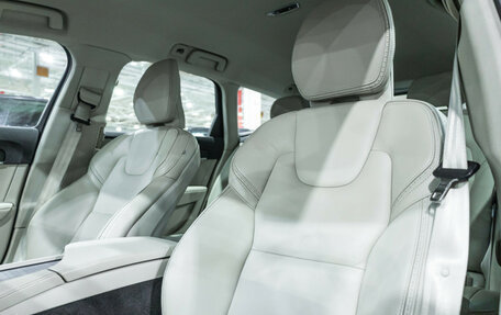 Volvo V90 Cross Country I рестайлинг, 2019 год, 3 550 000 рублей, 22 фотография