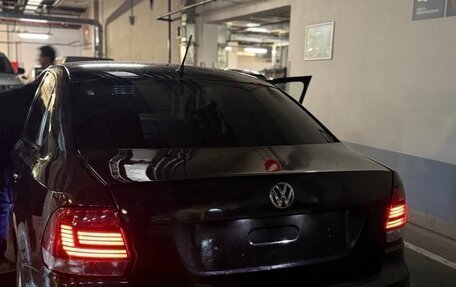 Volkswagen Polo VI (EU Market), 2011 год, 635 000 рублей, 2 фотография