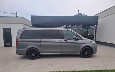 Mercedes-Benz V-Класс, 2022 год, 6 500 000 рублей, 4 фотография