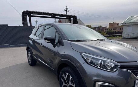 Renault Kaptur I рестайлинг, 2018 год, 1 500 000 рублей, 5 фотография
