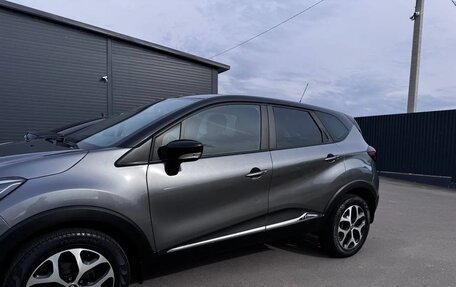 Renault Kaptur I рестайлинг, 2018 год, 1 500 000 рублей, 4 фотография