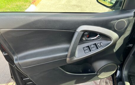 Toyota RAV4, 2009 год, 1 050 000 рублей, 15 фотография