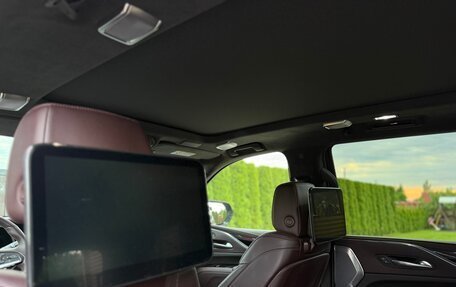 Cadillac Escalade V, 2023 год, 12 990 000 рублей, 17 фотография