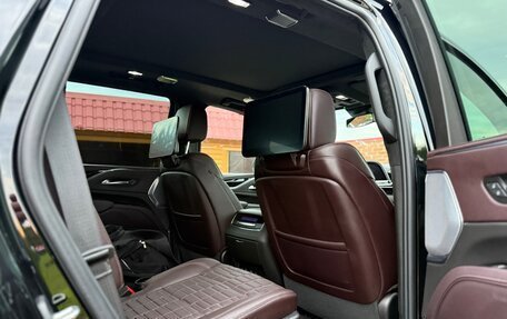 Cadillac Escalade V, 2023 год, 12 990 000 рублей, 15 фотография