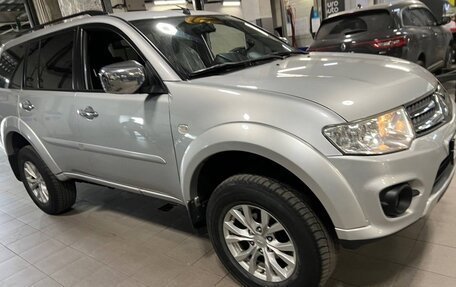 Mitsubishi Pajero Sport II рестайлинг, 2015 год, 2 200 000 рублей, 6 фотография