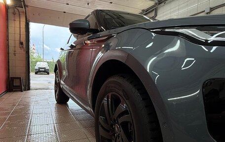 Land Rover Range Rover Evoque II, 2021 год, 4 950 000 рублей, 2 фотография