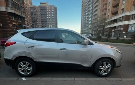 Hyundai ix35 I рестайлинг, 2013 год, 880 000 рублей, 4 фотография