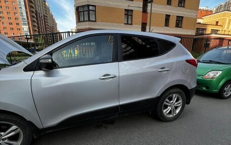 Hyundai ix35 I рестайлинг, 2013 год, 880 000 рублей, 8 фотография