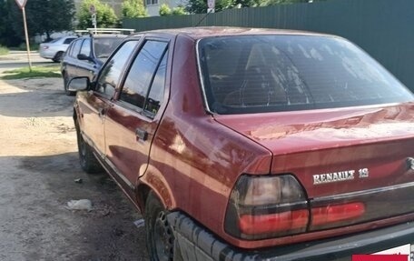 Renault 19 II, 1997 год, 95 000 рублей, 2 фотография