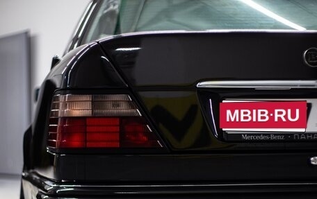 Mercedes-Benz E-Класс, 1995 год, 4 500 000 рублей, 2 фотография