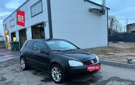 Volkswagen Golf V, 2005 год, 350 000 рублей, 2 фотография