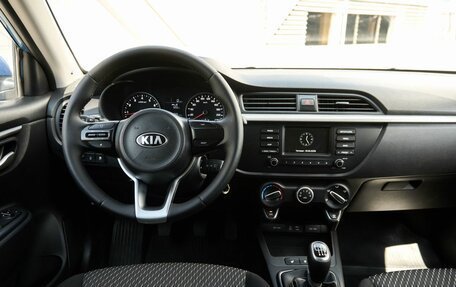 KIA Rio IV, 2019 год, 1 348 000 рублей, 8 фотография