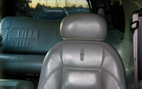 Lincoln Navigator, 1998 год, 450 000 рублей, 10 фотография